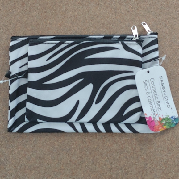 NWT!!! Cosmetic Bags & Shampoo/Conditioner - Picture 2 of 5